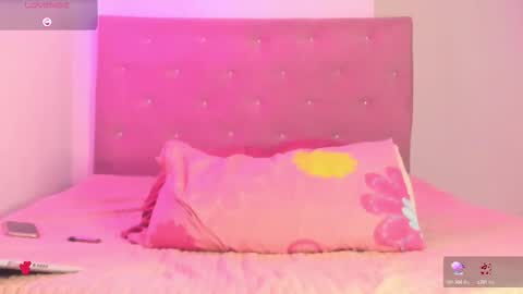 aniaross18 online show from November 2025 03:28:01 AM