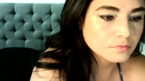 Snapshot of anierouse1053 chatting on June 2026 02:05:01 AM anierouse1053 online show from June 2026 02:05:01 AM
