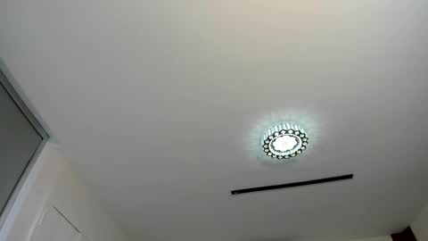 Any online show from December 2025 02:50:02 AM