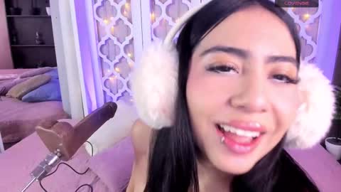 Snapshot of aniie_west chatting on February 2025 12:17:02 PM aniie_west online show from February 2025 12:17:02 PM