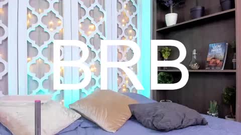 Snapshot of aniie_west chatting on February 2025 02:57:02 PM aniie_west online show from February 2025 02:57:02 PM