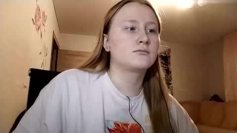 Anika online show from November 2025 02:41:01 PM