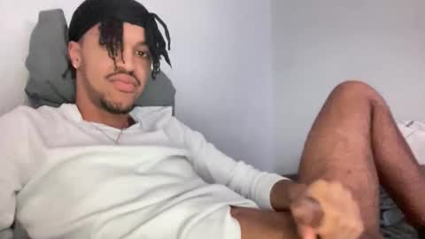 Animeboygirls online show from November 2025 04:01:02 AM