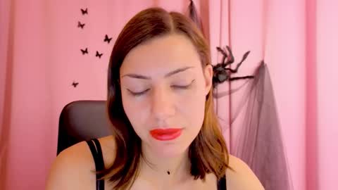 Anni online show from November 2025 04:07:02 PM