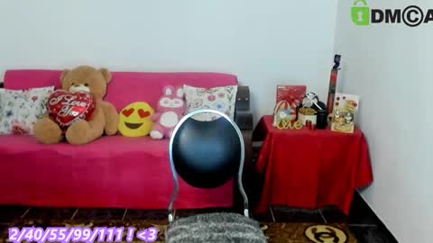 AnissyaX online show from September 2025 02:48:01 AM