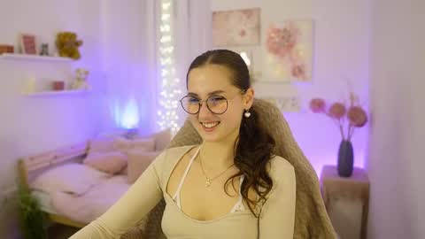 Anita Grey online show from November 2025 07:52:02 PM