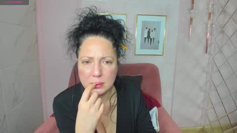 Snapshot of anita_muse chatting on December 2024 01:47:01 PM Anita online show from December 2024 01:47:01 PM