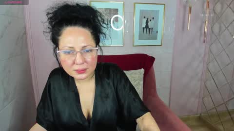 Snapshot of anita_muse chatting on February 2025 11:34:02 PM Anita online show from February 2025 11:34:02 PM