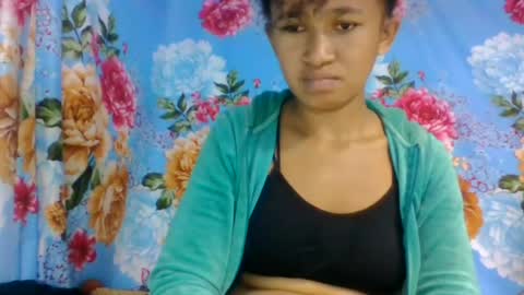 Snapshot of anitaazzh chatting on June 2026 03:05:02 AM anitaazzh online show from June 2026 03:05:02 AM