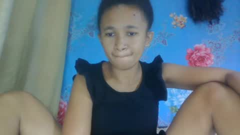 Snapshot of anitaazzh chatting on June 2026 07:44:01 AM anitaazzh online show from June 2026 07:44:01 AM