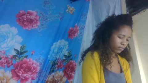 Snapshot of anitaazzh chatting on June 2026 06:29:01 AM anitaazzh online show from June 2026 06:29:01 AM