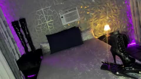 Miss Ann online show from January 2025 10:44:02 PM