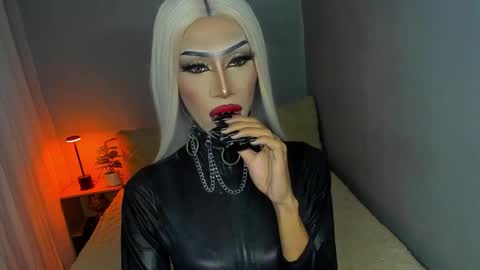 Miss Ann online show from October 2025 08:51:02 PM