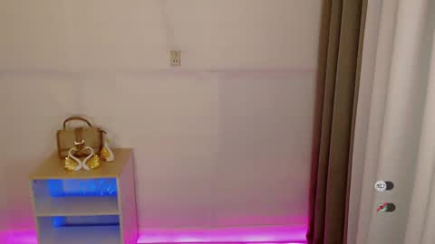 Snapshot of anitaguen chatting on February 2025 08:30:01 PM anita online show from February 2025 08:30:01 PM