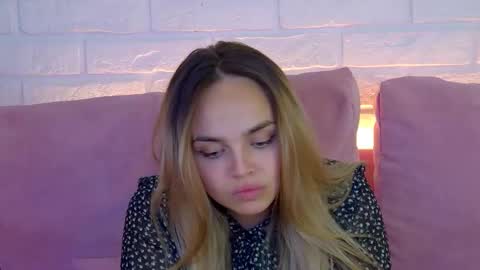 AnitaVenture online show from September 2025 04:19:01 PM