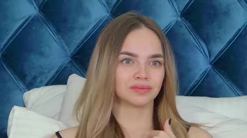 AnitaVenture online show from November 2025 04:56:01 AM