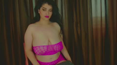 Anitta online show from May 2026 03:30:02 PM