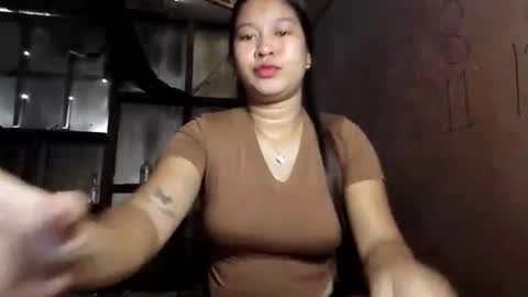 anivia15 online show from November 2025 01:27:02 AM