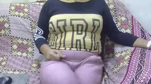 Snapshot of anjali_dogra786 chatting on November 2025 07:59:01 PM anjali_dogra786 online show from November 2025 07:59:01 PM