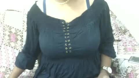 Snapshot of anjali_dogra786 chatting on November 2025 06:24:01 AM anjali_dogra786 online show from November 2025 06:24:01 AM