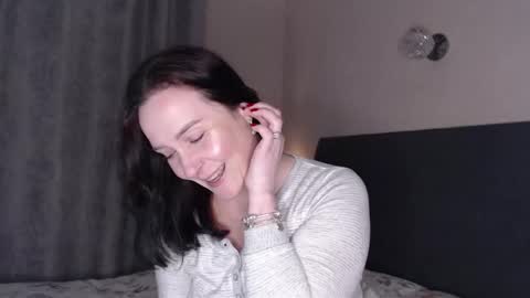 Snapshot of anjutka08 chatting on February 2026 05:57:02 PM anjutka08 online show from February 2026 05:57:02 PM