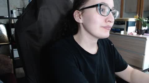 Snapshot of ankey_rayah chatting on December 2024 06:48:02 PM Nameless online show from December 2024 06:48:02 PM