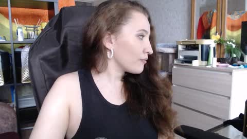 Snapshot of ankey_rayah chatting on December 2024 08:02:01 AM Nameless online show from December 2024 08:02:01 AM