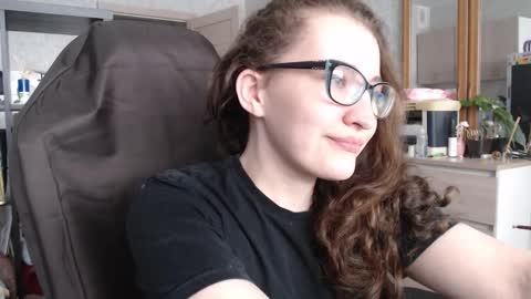 Snapshot of ankey_rayah chatting on January 2025 06:19:02 AM Nameless online show from January 2025 06:19:02 AM