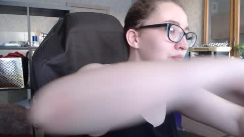 Snapshot of ankey_rayah chatting on January 2025 10:27:02 AM Nameless online show from January 2025 10:27:02 AM