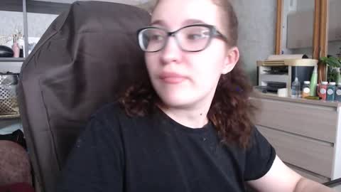 Snapshot of ankey_rayah chatting on February 2025 04:26:02 AM Nameless online show from February 2025 04:26:02 AM