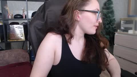 Snapshot of ankey_rayah chatting on February 2025 08:50:01 AM Nameless online show from February 2025 08:50:01 AM