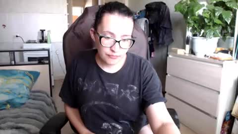 Snapshot of ankey_rayah chatting on June 2026 06:05:02 AM Nameless online show from June 2026 06:05:02 AM