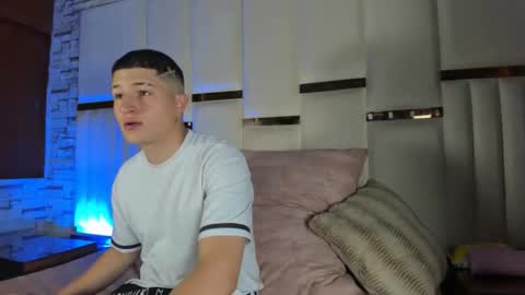 ANGEL AND TEFY online show from April 2026 04:12:02 PM