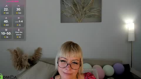 Snapshot of ann_annise chatting on July 2026 12:50:02 AM ann_annise online show from July 2026 12:50:02 AM