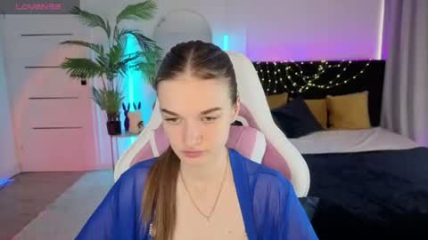 Snapshot of ann_woood chatting on August 2026 02:19:01 PM ann_woood online show from August 2026 02:19:01 PM
