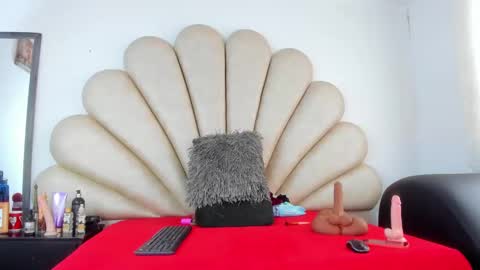 Anna  online show from March 2025 03:34:01 PM