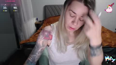 Snapshot of anna_ana chatting on December 2024 11:22:01 AM Anadirectgirl online show from December 2024 11:22:01 AM