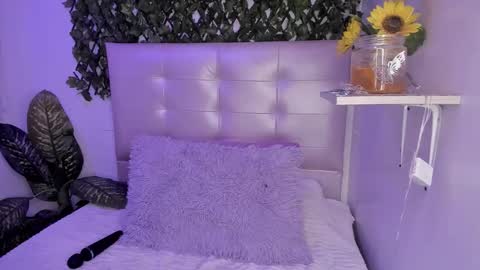 Snapshot of anna_blade_ chatting on November 2025 04:55:02 AM ANNA online show from November 2025 04:55:02 AM