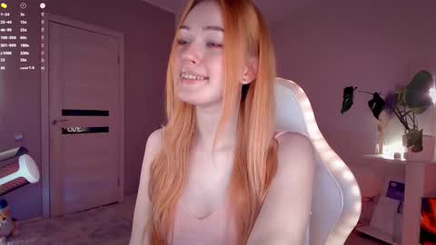 Snapshot of anna_bronson chatting on December 2025 12:54:01 PM Anna online show from December 2025 12:54:01 PM