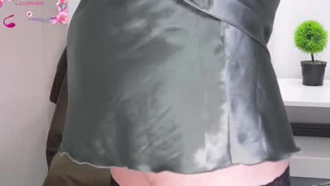 Snapshot of anna_glamlovely chatting on November 2025 07:01:01 AM Anna online show from November 2025 07:01:01 AM