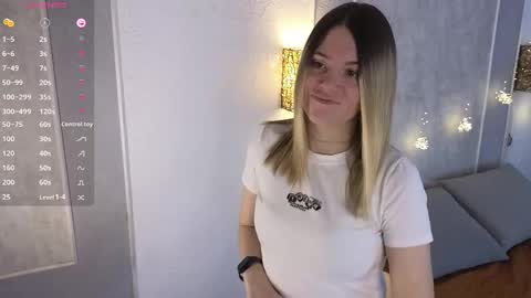 Snapshot of anna_goodman chatting on February 2025 12:28:01 PM anna_goodman online show from February 2025 12:28:01 PM