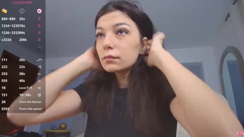 Snapshot of anna_lewis chatting on February 2026 05:04:01 AM Anna online show from February 2026 05:04:01 AM