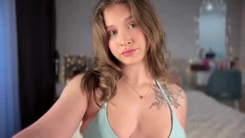 Annet online show from December 2025 11:15:02 AM