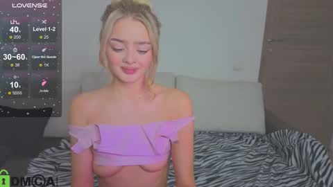 Snapshot of anna_nickol chatting on December 2025 02:22:01 PM Anna online show from December 2025 02:22:01 PM