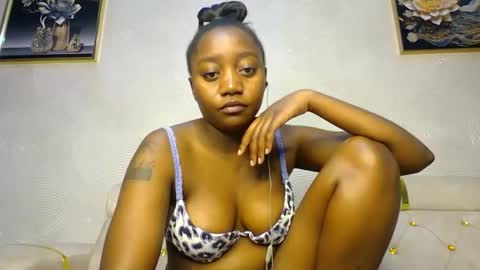 Annabel online show from February 2025 06:13:02 PM