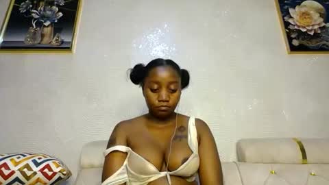 Annabel online show from February 2025 09:30:01 PM