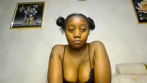 Annabel online show from February 2025 11:04:02 PM