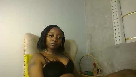 Annabel online show from September 2025 07:18:02 PM