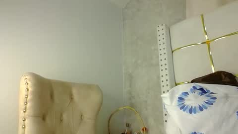 Annabel online show from September 2025 07:19:02 PM