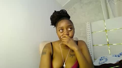 Annabel online show from October 2025 09:47:02 PM